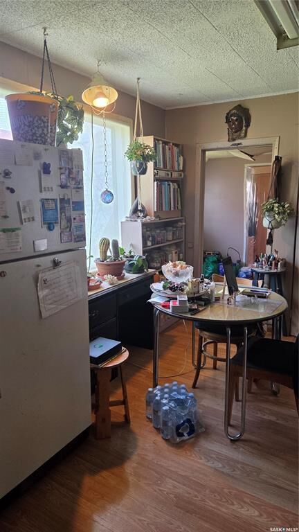 Property Photo: 419 Home Street W SK S6H 4X4