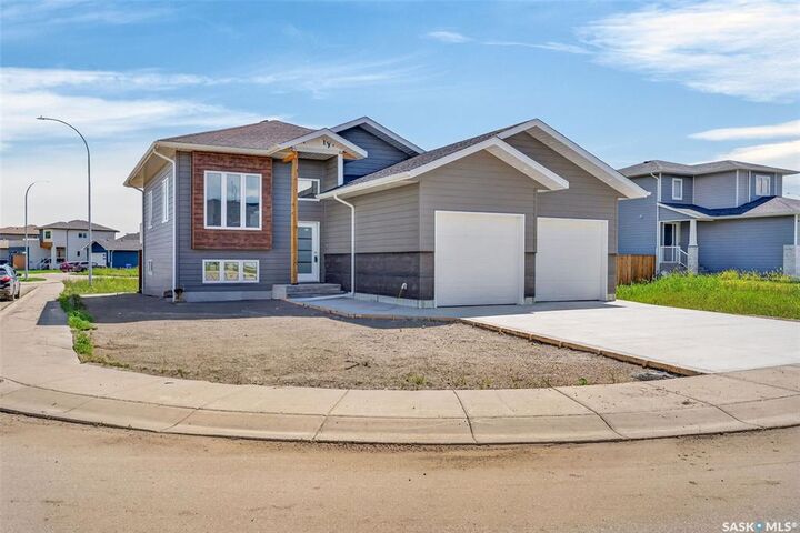 Property Photo: 801 Kerr Cove SK S6W 0A6