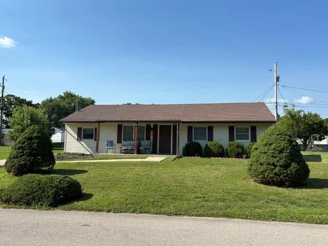 Property Photo: 124 Waverly Gables Blvd. OH 45690