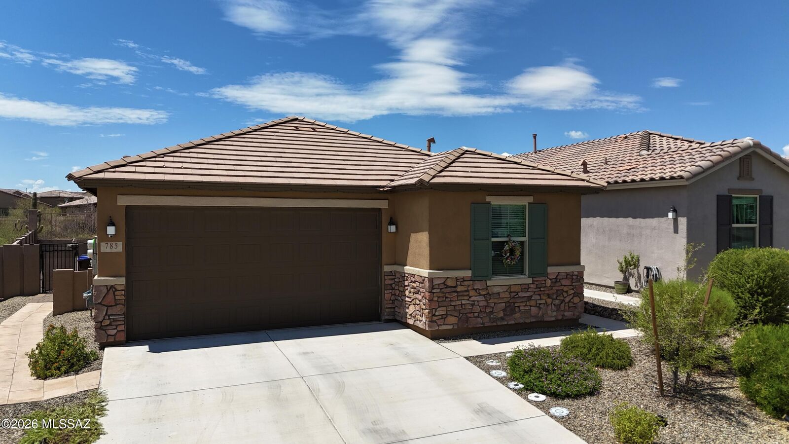 Property Photo: 785 W Calle Calca AZ 85629