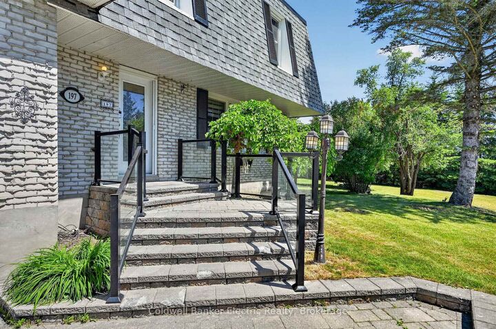Property Photo: 197 Patricia Crescent ON K9J 6X4
