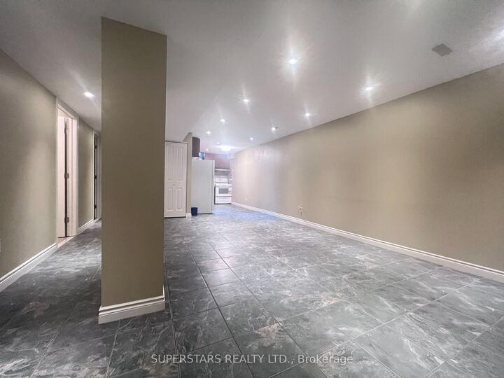 Property Photo: 75 Marydale Avenue ON L3S 3B4