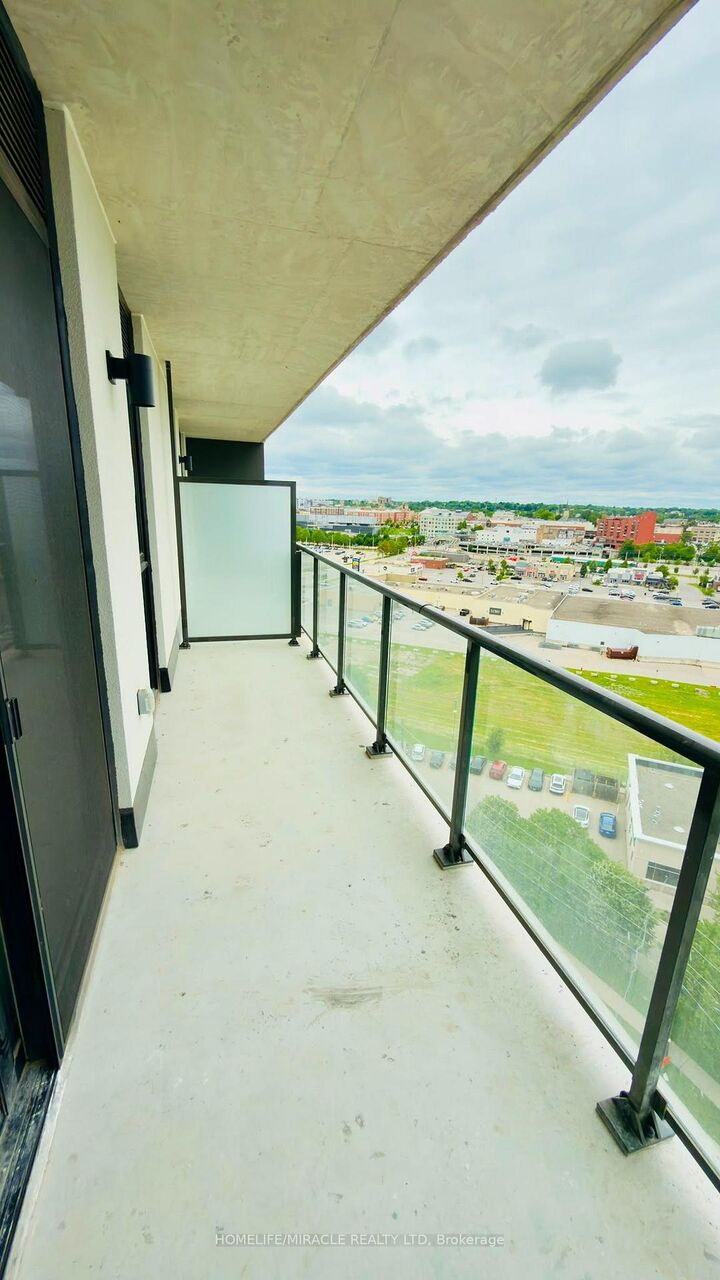 Property Photo:  33 Erie Avenue 1205  ON N3S 2E7 
