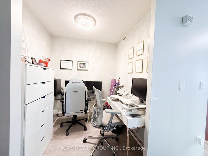 Property Photo:  10 Navy Wharf Court 2303  ON M5V 3V2 
