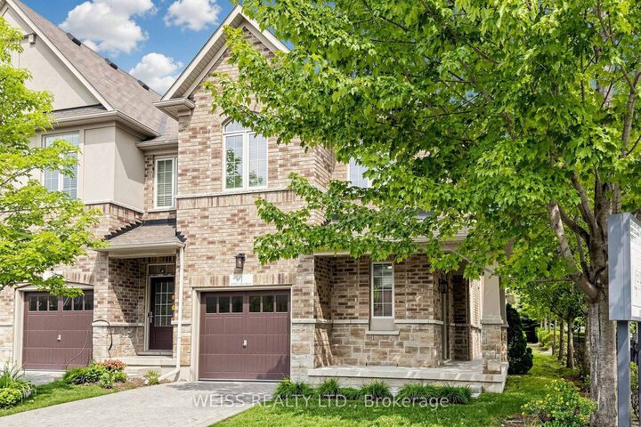 Property Photo: 5970 Turney Drive 1 ON L5M 0S5