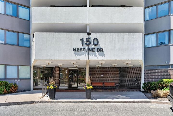 Property Photo: 150 Neptune Drive 304 ON M6A 2Y9