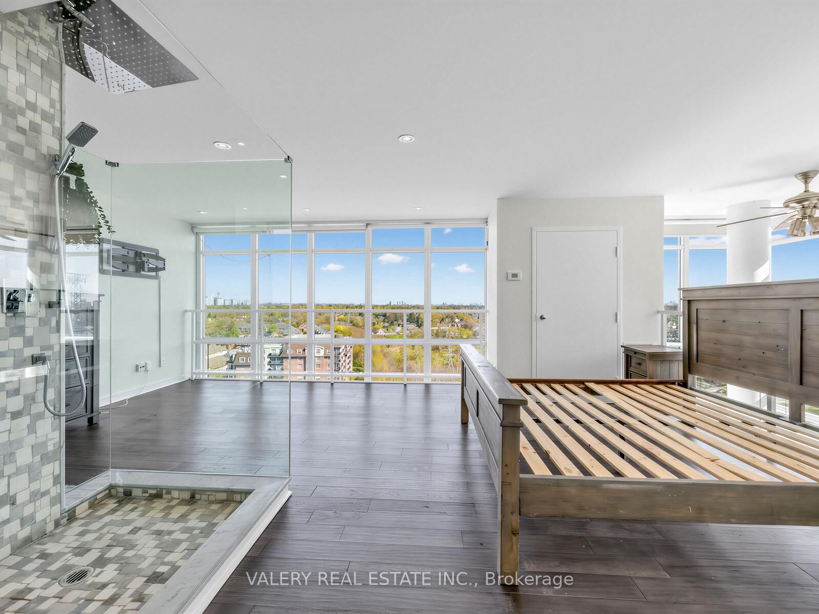 Property Photo: 250 Manitoba Street 827 ON M8Y 4G8