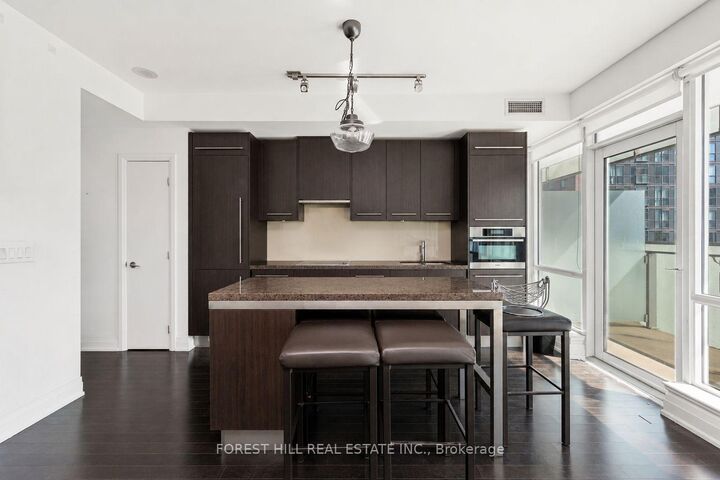 Property Photo:  80 John Street 1410  ON M5V 3X4 