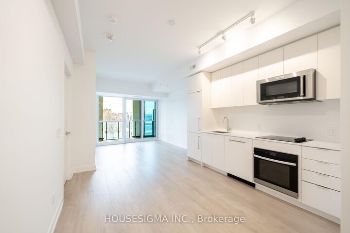 Property Photo:  181 Sheppard Avenue E 202  ON M2N 0L9 