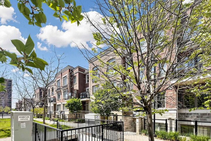 Property Photo: 2335 Sheppard Avenue W 7 ON M9M 0B5