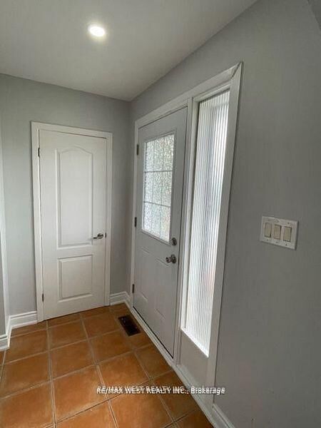 Property Photo:  3165 Weston Road Upper  ON M9M 2T4 