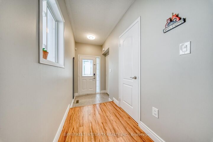 Property Photo:  129 Fadine Road  ON L3X 2P2 
