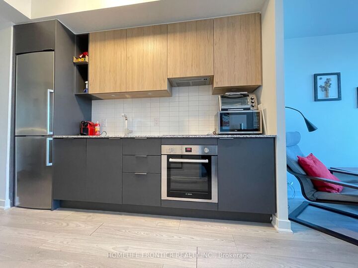 Property Photo: 120 Parliament Street 1509 ON M5A 0N6