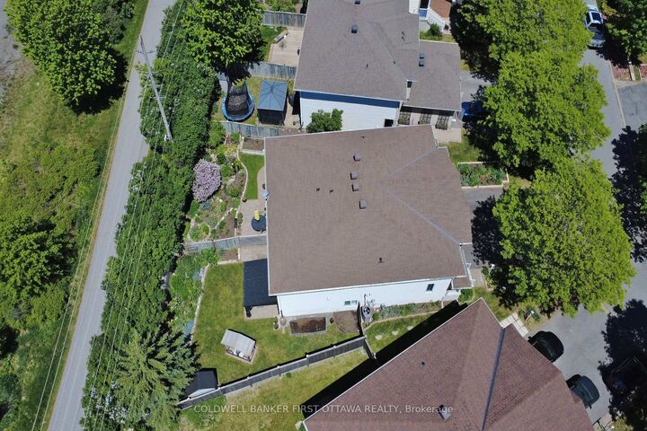 Property Photo:  58 Boulder Way  ON K2J 4R6 