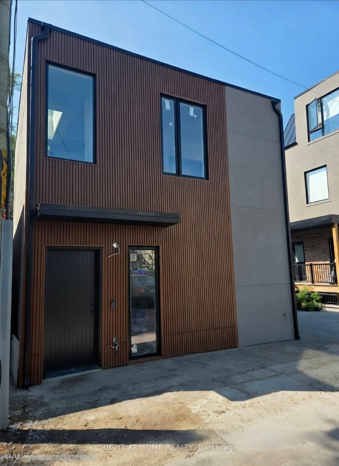 Property Photo:  55 Camberwell Road Ls  ON M6C 3E7 