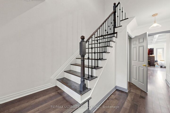 Property Photo: 131 Foxchase Avenue ON L4L 9H6