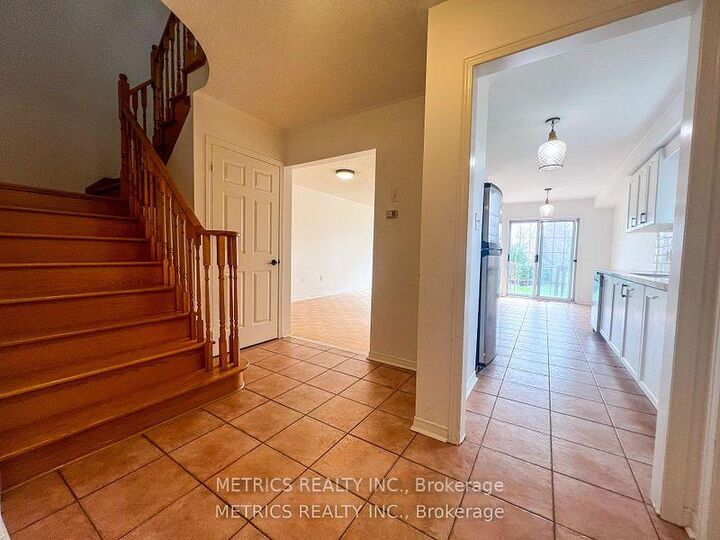 Photo de la propriété:  55 Frank Johnston Road  ON L7E 2L6 