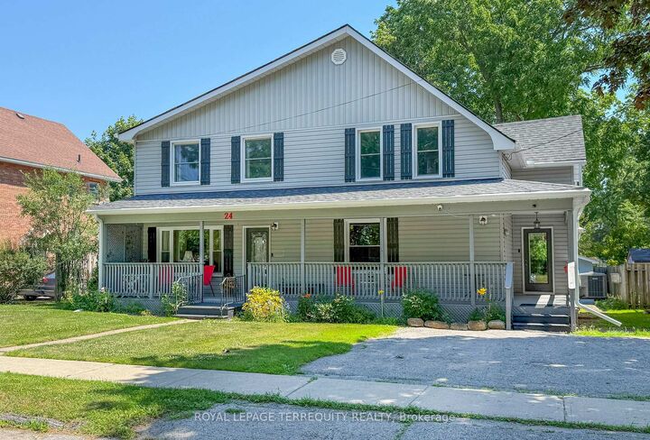 24 Simcoe Street — photo 1