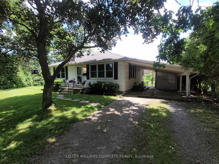 Property Photo: 879 West 5th Street ON L9C 5R4