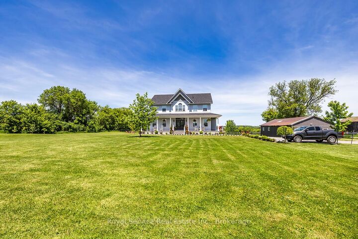 Property Photo: 3012 Sylvan Glen Road ON L1A 3V5