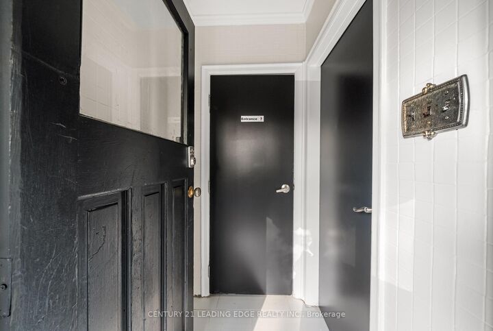 Property Photo: 620 Birchmount Road Unit B ON M1K 1P9