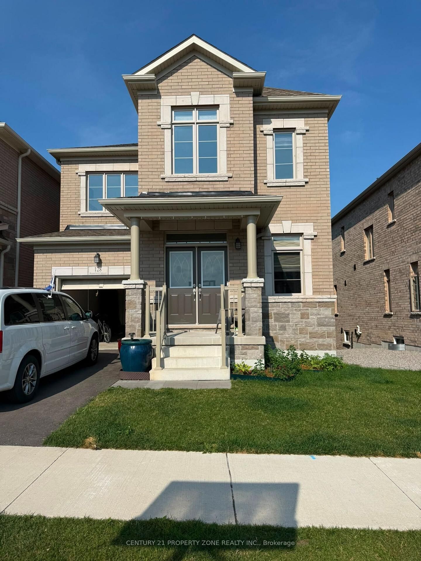 Property Photo: 128 Bloomfield Crescent E ON N1T 0G5