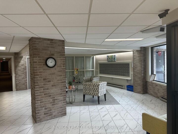 Photo de la propriété:  334 Queen Mary Road 112  ON K7M 7E8 