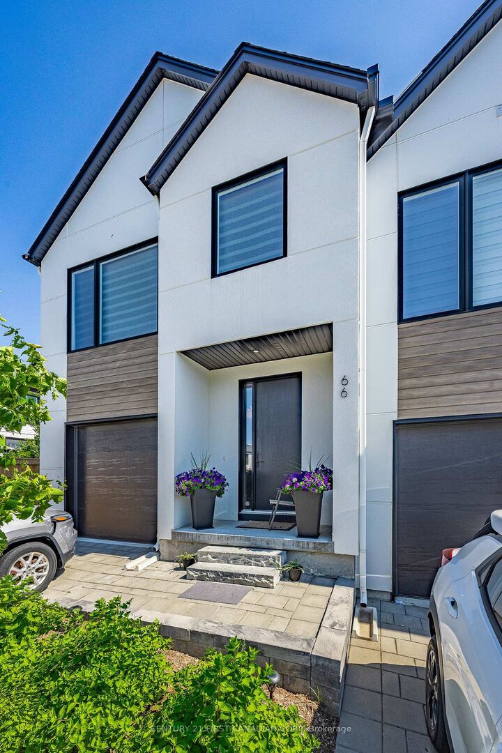 Property Photo: 1965 Upperpoint Gate 66 ON N6K 0L2