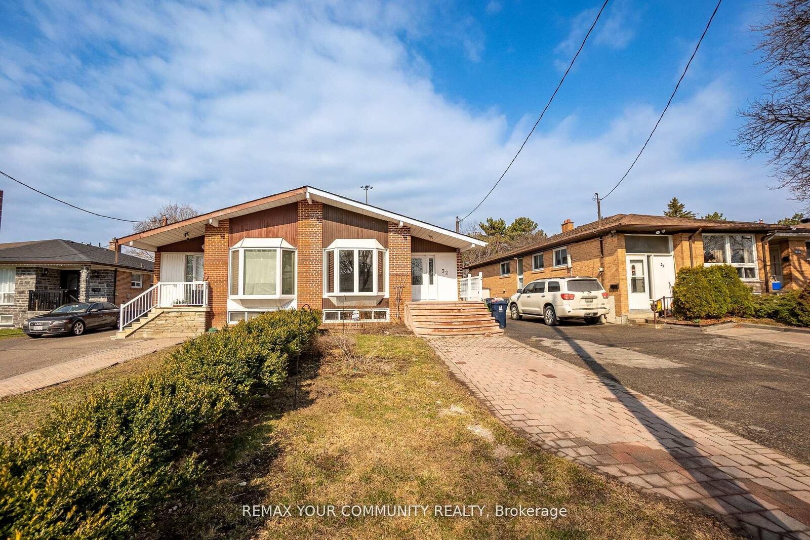 Property Photo: 32 Marbury Crescent ON M3A 2G2