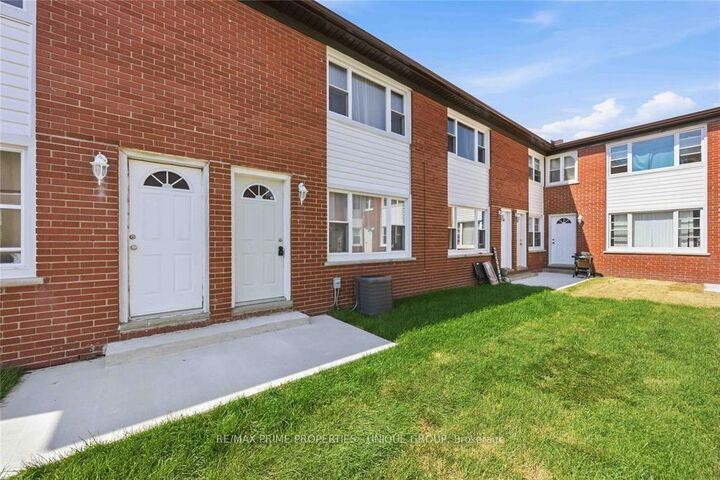 Property Photo: 205 Fane Street 2B ON N0N 1G0