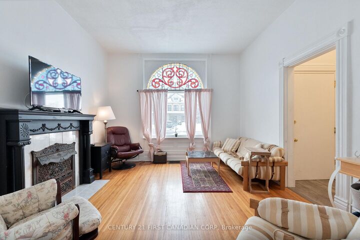 578 Waterloo Street — photo 1