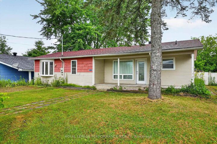 Property Photo:  6223 164th Avenue  ON K0C 1E0 