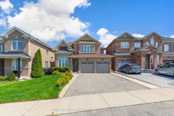 17 Keeleview Crescent — photo 1