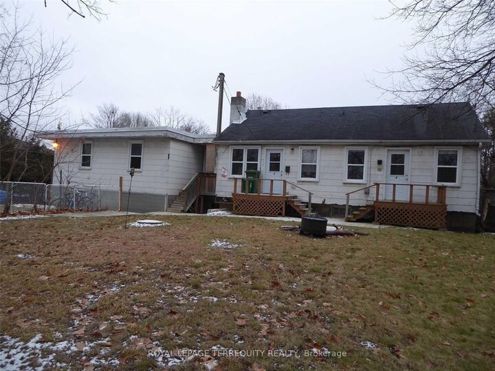 Property Photo: 15 John Street ON L7G 2J6