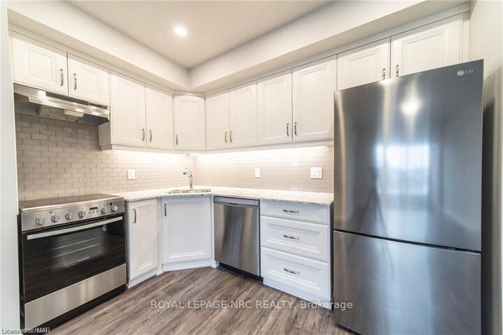 Property Photo: 5698 Main Street 508 ON L2G 5Z4
