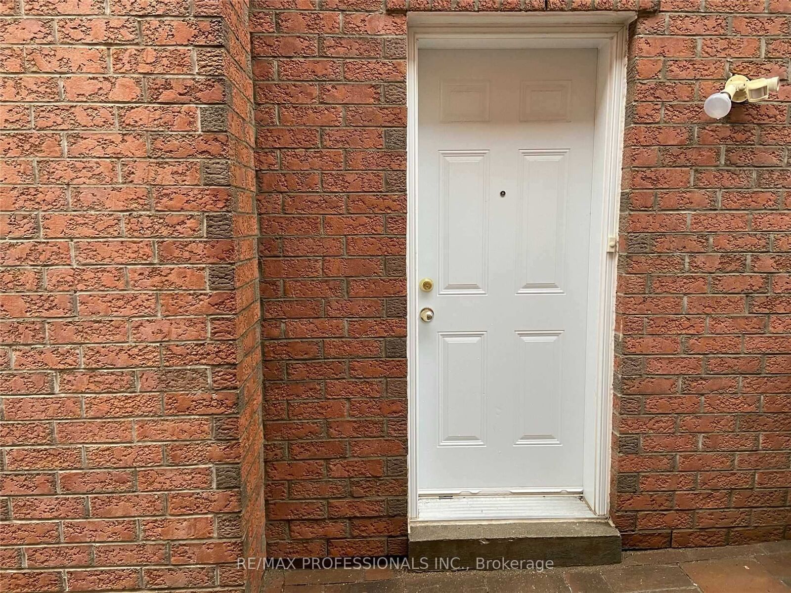 Property Photo:  5349 Lismic Boulevard Bsmt  ON L5V 1Y5 