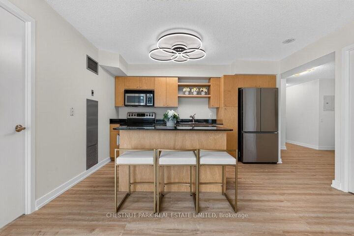 Property Photo:  361 Front Street W 1105  ON M5V 3R5 