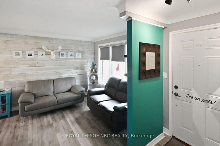 Property Photo: 71 Wildwood Road ON L2M 1E1
