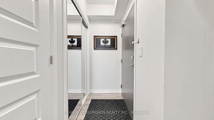Photo de la propriété:  2 Adam Sellers Street 410  ON L6B 1N2 