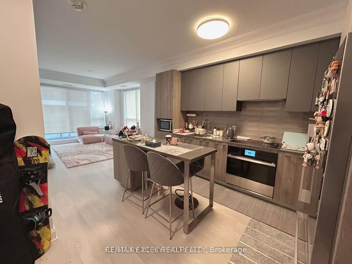 Property Photo: 38 Water Walk Drive 523 ON L3R 6M8