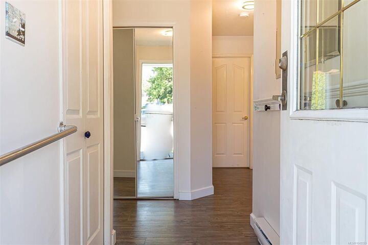Property Photo: 219 Dogwood Dr #101 BC V9G 1S9