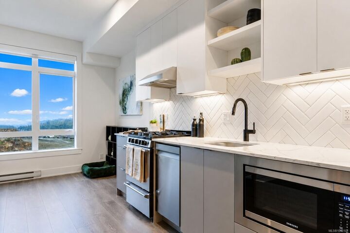 Property Photo: 1114 Samar Cres #205 BC V9B 7C5