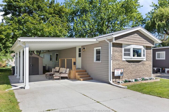 149 Dana — photo 1
