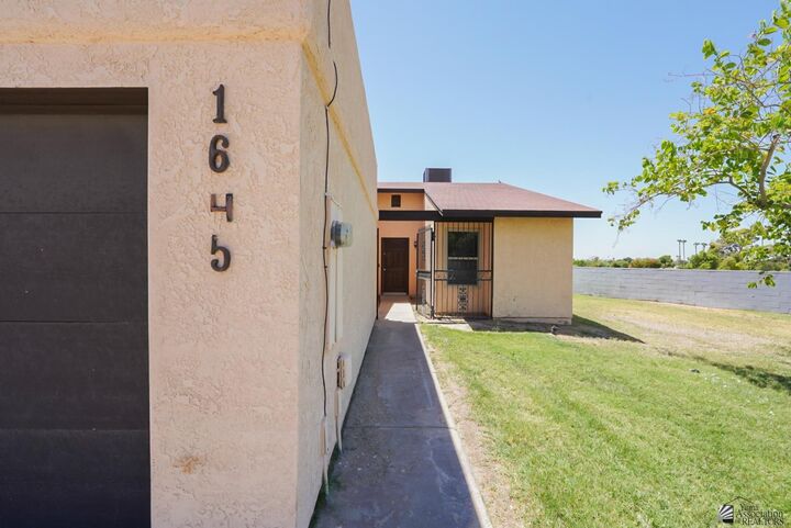 Property Photo: 1645 W 15 St AZ 85364