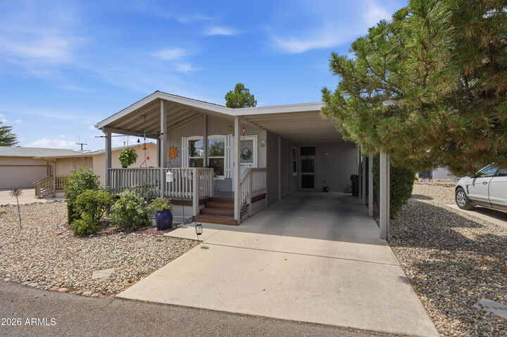 Property Photo: 2050 W State Route 89A -- 339 AZ 86326