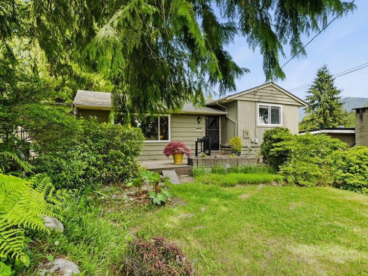 Property Photo: 1380 Coleman Street BC V7K 1W6