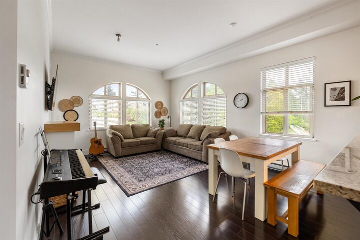 2632 Pauline Street 404 — photo 1