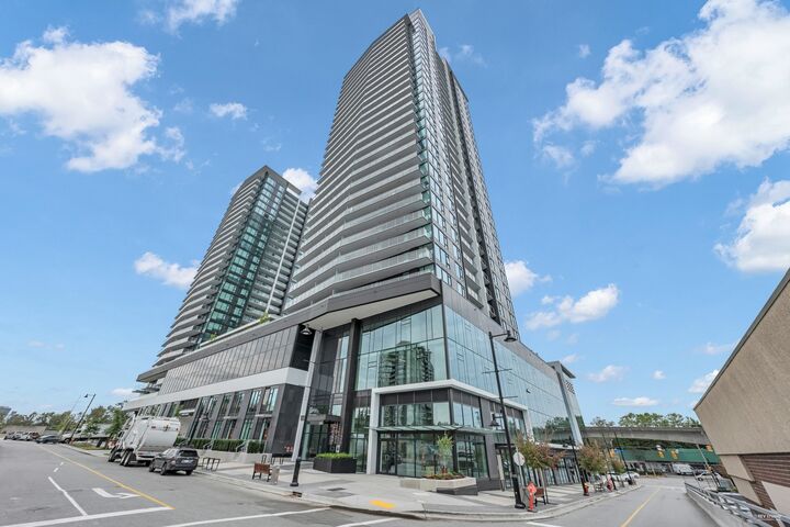 Property Photo:  318 Alderson Avenue 910  BC V3K 0J1 