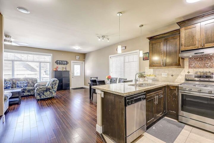 Property Photo: 13987 64 Avenue BC V3W 1Y7