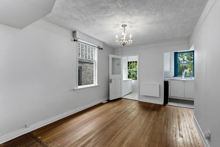 Property Photo: 1924 Kitchener Street BC V5L 2W7